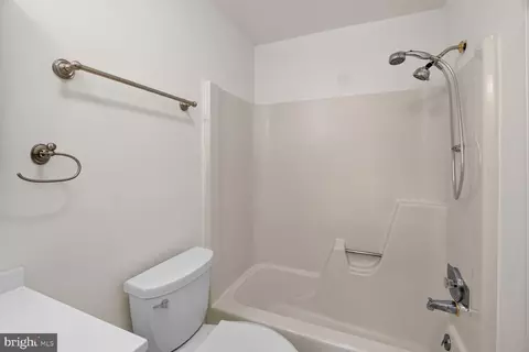 Bath - 5502 Aldrich, Springfield, VA 22151 photo 3 of 4