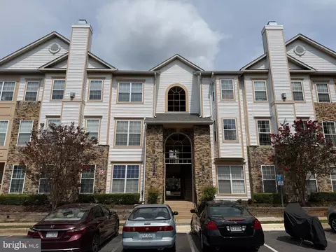 5920 Founders Crossing Ct #301, Alexandria, VA 22310