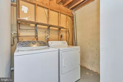 Other - 2418 Cloudcroft Sq, Reston, VA 20191 photo 10 of 13