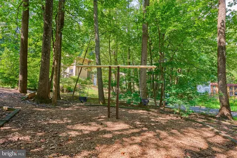 Exterior - 2418 Cloudcroft Sq, Reston, VA 20191 photo 6 of 9