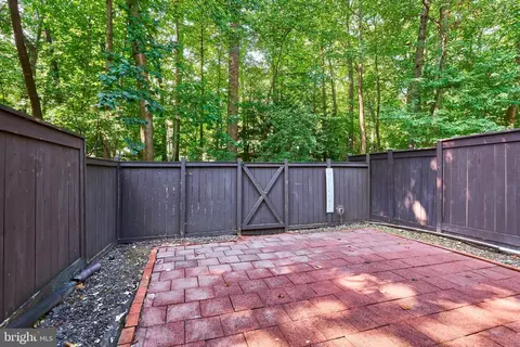 Exterior - 2418 Cloudcroft Sq, Reston, VA 20191 photo 4 of 9