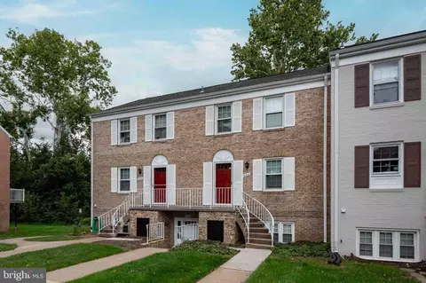 14439 Golden Oak Rd, Centreville, VA 20121