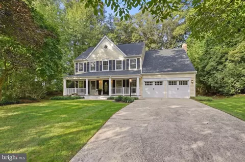 11907 Fawn Ridge Ln, Reston, VA 20194