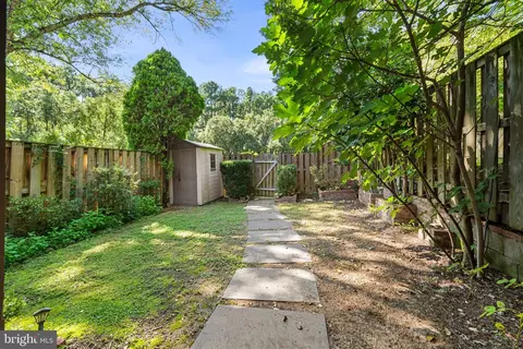 Exterior - 8252 Getty Ct, Springfield, VA 22153 photo 3 of 4