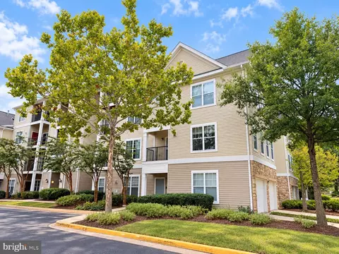 13377 F Connor Dr #F, Centreville, VA 20120