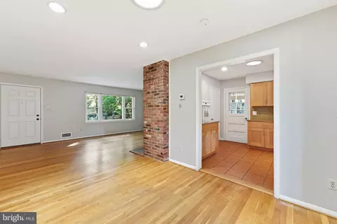 Living - 6800 Ava St, Springfield, VA 22152 photo 7 of 12