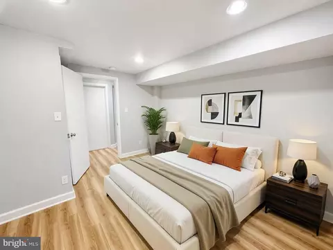 Bedroom - 6800 Ava St, Springfield, VA 22152 photo 6 of 6