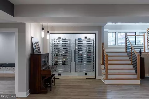 Entry Way - 6884 Churchill Rd, Mclean, VA 22101 photo 17 of 19