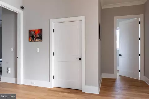 Entry Way - 6884 Churchill Rd, Mclean, VA 22101 photo 10 of 19