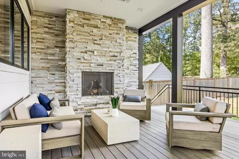 Exterior - 6884 Churchill Rd, Mclean, VA 22101 photo 5 of 13