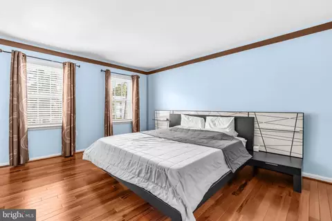 Bedroom - 5602 Sutherland Ct, Burke, VA 22015 photo 3 of 8