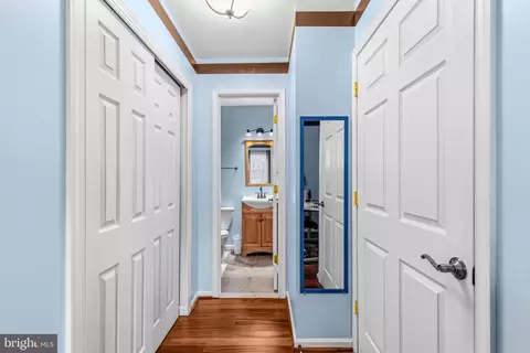 Entry Way - 5602 Sutherland Ct, Burke, VA 22015 photo 3 of 3