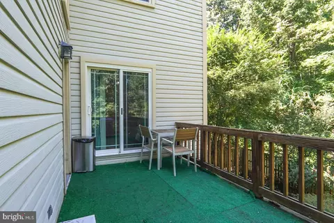 Exterior - 8110 Clifforest Dr, Springfield, VA 22153 photo 3 of 4