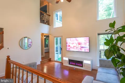 Other - 8110 Clifforest Dr, Springfield, VA 22153 photo 2 of 8