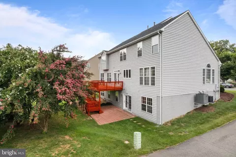 Exterior - 7608 Mcweadon Ln, Springfield, VA 22150 photo 6 of 11