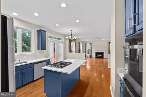 Kitchen - 7608 Mcweadon Ln, Springfield, VA 22150 photo 2 of 5