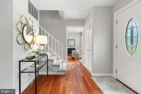 Entry Way - 9202 Setter Pl, Springfield, VA 22153 photo 1 of 6