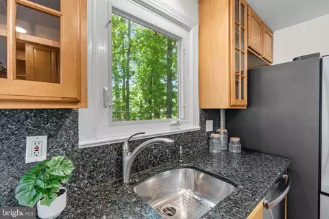 Kitchen - 6604 Grey Fox Dr, Springfield, VA 22152 photo 1 of 4