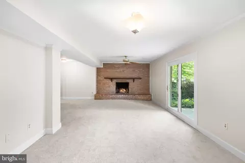Living - 6604 Grey Fox Dr, Springfield, VA 22152 photo 8 of 10