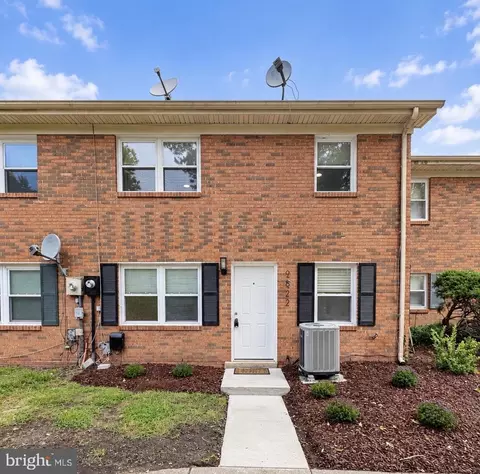 9522 Hagel Cir, Lorton, VA 22079