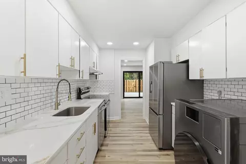 Other - 2292 White Cornus Ln, Reston, VA 20191 photo 4 of 15