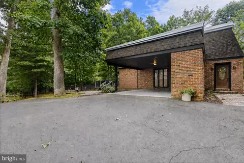 Other - 11202 Wedge Dr, Reston, VA 20190 photo 5 of 18