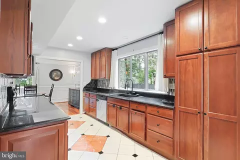 Kitchen - 11202 Wedge Dr, Reston, VA 20190 photo 2 of 4