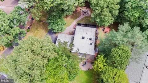 View/Area - 11202 Wedge Dr, Reston, VA 20190 photo 1 of 1