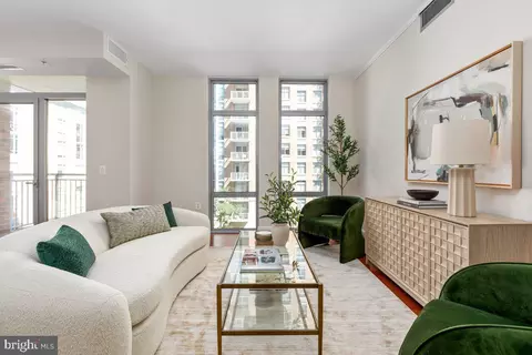 11990 Market St #417, Reston, VA 20190