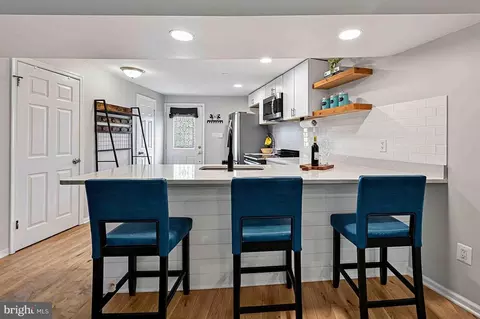Kitchen - 11927 Redtree Way, Reston, VA 20194 photo 5 of 6