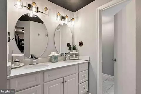 Bath - 11927 Redtree Way, Reston, VA 20194 photo 2 of 6