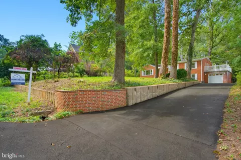 2244 Providence St, Falls Church, VA 22043