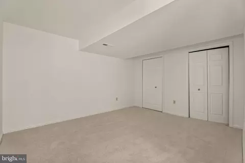 Bedroom - 9065 Northedge Dr, Springfield, VA 22153 photo 8 of 9