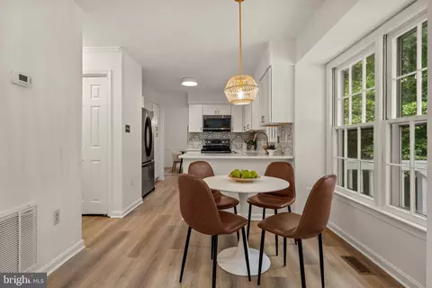 Dining - 9065 Northedge Dr, Springfield, VA 22153 photo 4 of 4