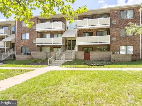 6437 Richmond Hwy #203, Alexandria, VA 22306