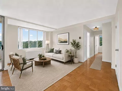 6641 E Wakefield Dr #809, Alexandria, VA 22307
