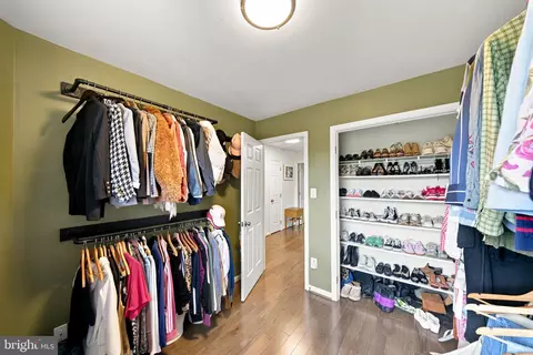 Other - 12091 Edgemere Cir, Reston, VA 20190 photo 6 of 12