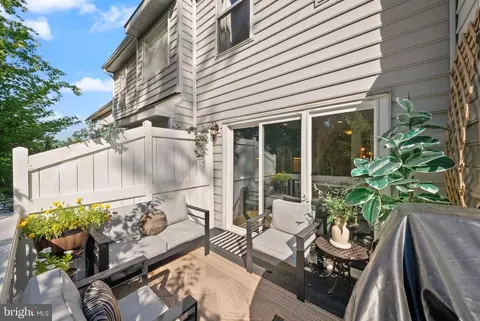 Other - 12091 Edgemere Cir, Reston, VA 20190 photo 1 of 12