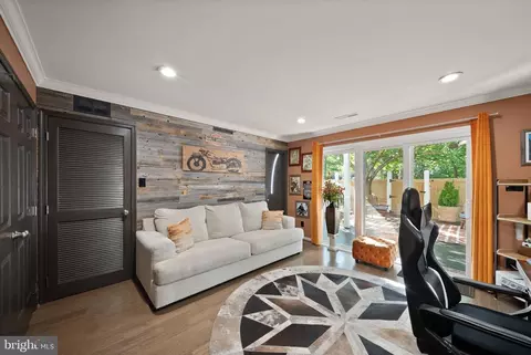 Other - 12091 Edgemere Cir, Reston, VA 20190 photo 10 of 12