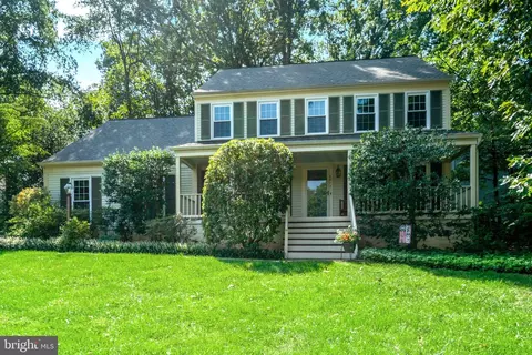 6812 Bluecurl Cir, Springfield, VA 22152 photo 5