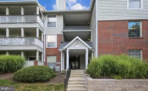 3921 Penderview Dr #1828, Fairfax, VA 22033