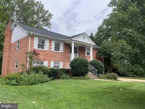 6220 Hardy Dr, Mclean, VA 22101 photo 8