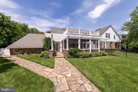 Other - 8133 Georgetown Pike, Mclean, VA 22102 photo 20 of 23