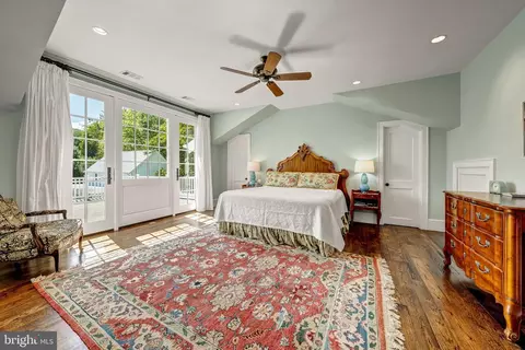 Bedroom - 8133 Georgetown Pike, Mclean, VA 22102 photo 1 of 8