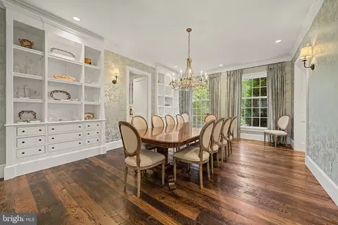 Dining - 8133 Georgetown Pike, Mclean, VA 22102 photo 1 of 5