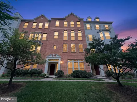 8507 Hallie Rose Pl, Alexandria, VA 22309