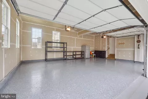Entry Way - 3917 Chantilly Rd, Chantilly, VA 20151 photo 12 of 12