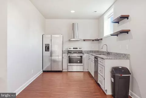 Kitchen - 3917 Chantilly Rd, Chantilly, VA 20151 photo 6 of 6