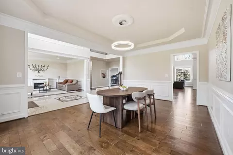 Dining - 3917 Chantilly Rd, Chantilly, VA 20151 photo 5 of 5