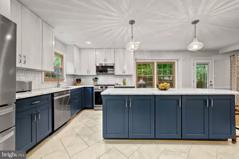 Kitchen - 7409 Shady Palm Dr, Springfield, VA 22153 photo 1 of 2